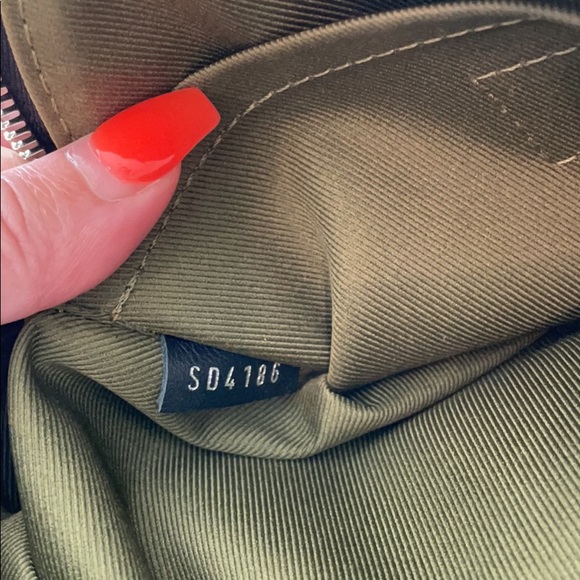 100% auth Louis Vuitton Palm Springs PM Backpack - Picture 7 of 11